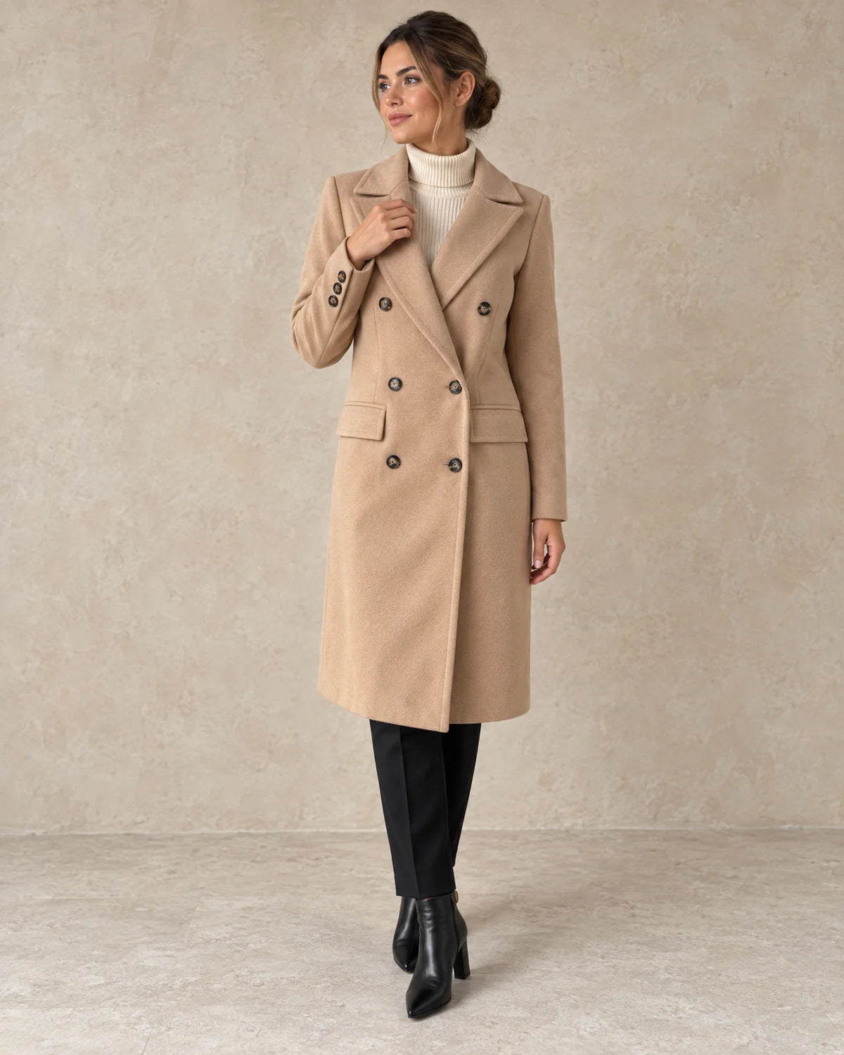 Nette Knielange Winterjas Dames in Khaki, gedragen door model, vooraanzicht