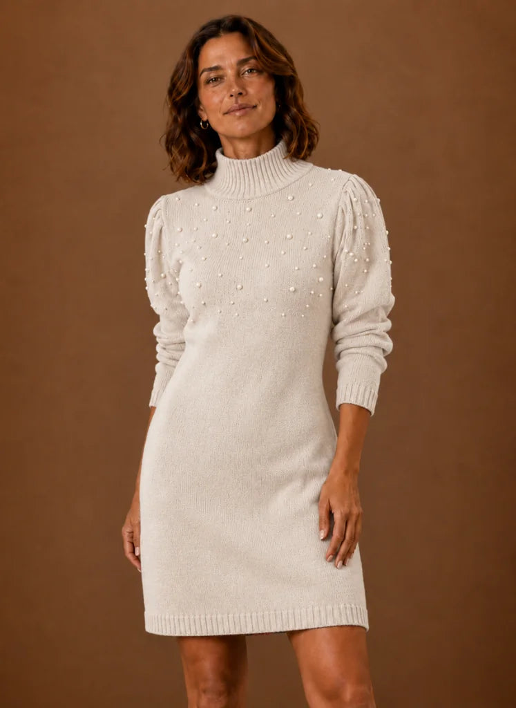 Fijngebreide Jurk Dames met Hoge Hals in Beige, productfoto
