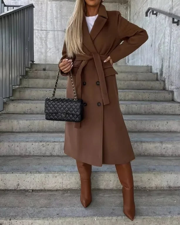 Lange Winterjas Dames met Dubbele Knopenrij in Bruin, productfoto