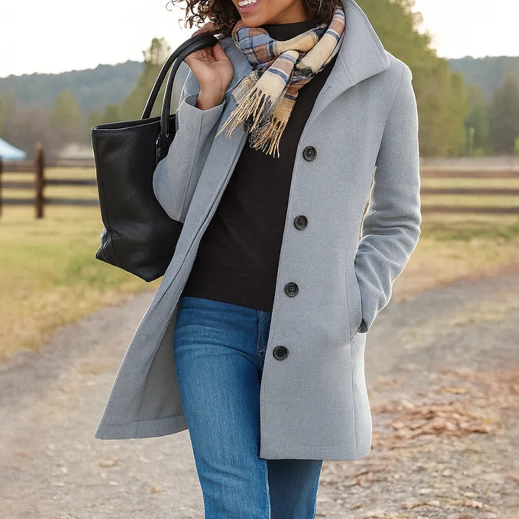 Halflange Winterjas Dames met Knoopsluiting in Lichtgrijs, productfoto