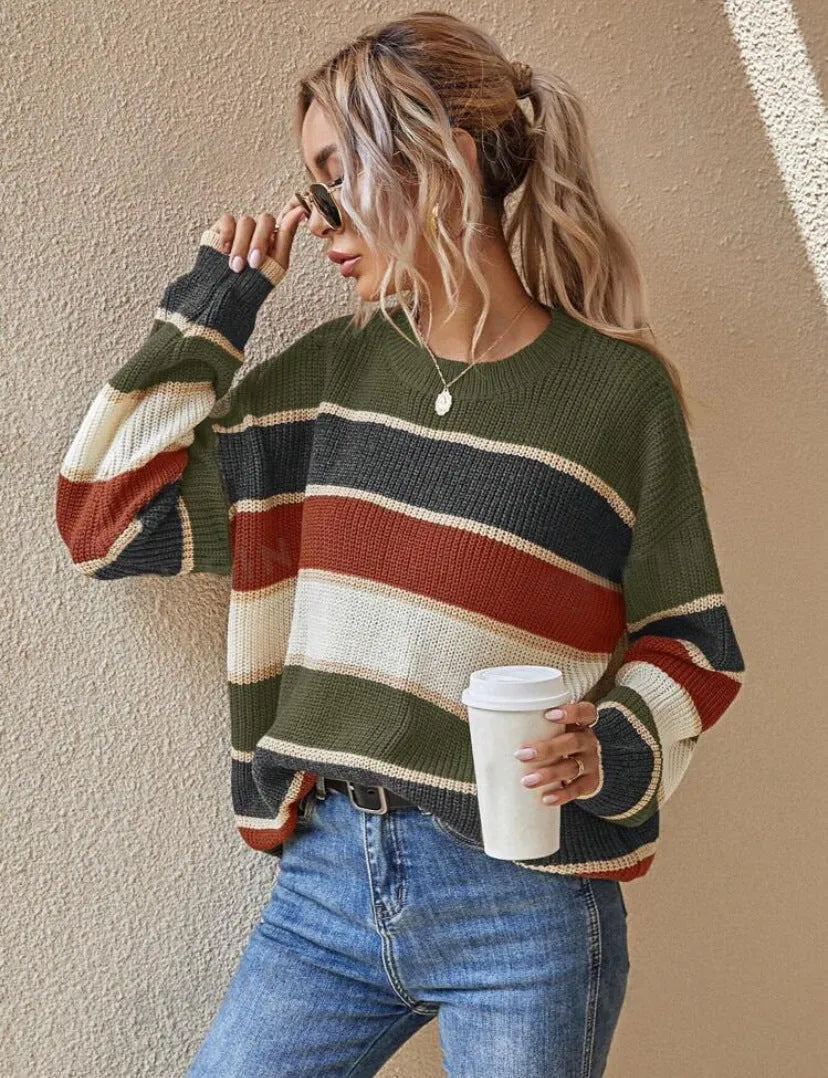 Gestreepte Trui Dames Grofgebreid Oversized in Olijfgroen Gestreept, productfoto
