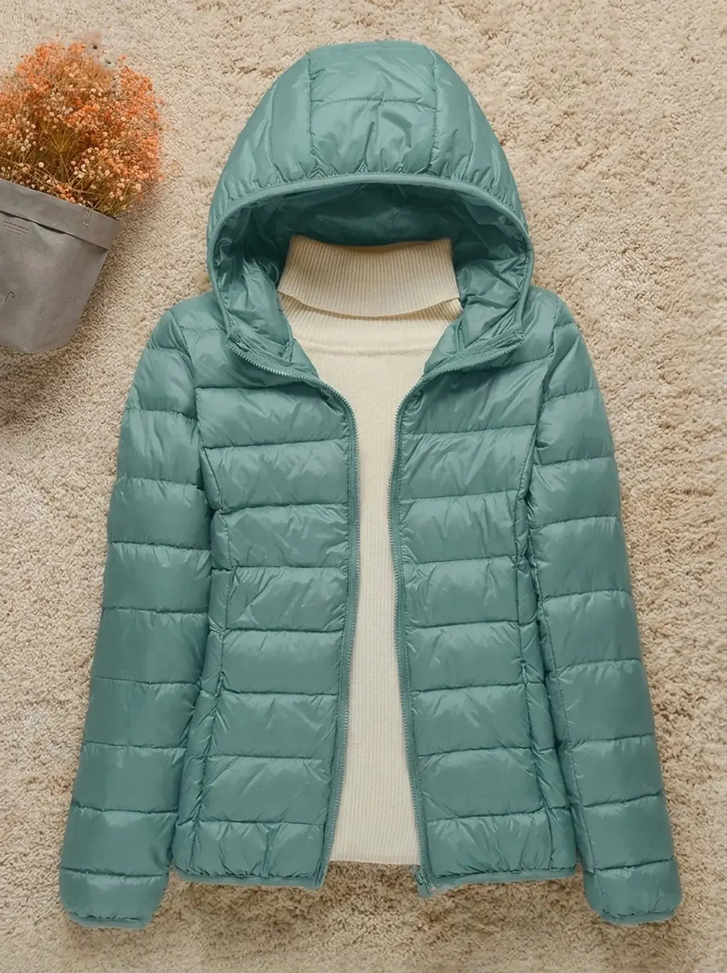 Pufferjas Dames Lichtgewicht met Capuchon in Saliegroen, productfoto