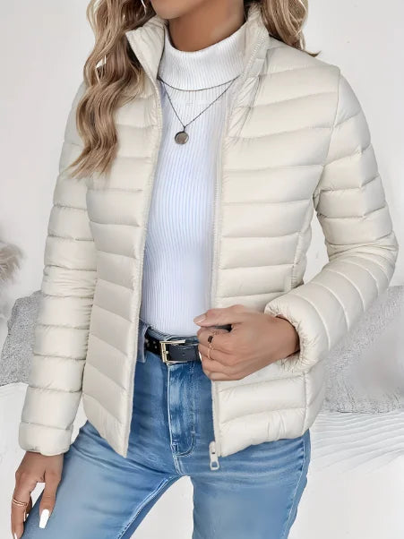 Korte Pufferjas Dames met Rits in Wit, productfoto